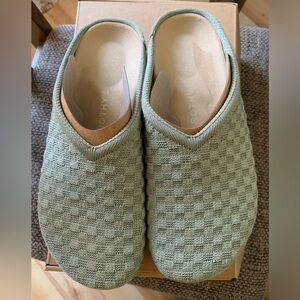 Rothy’s Casual Clog Size 9
